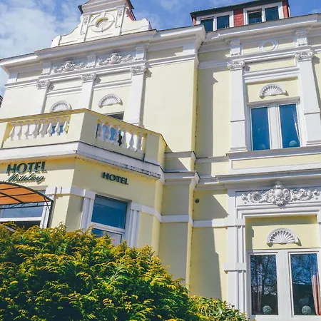 Hotel Mittelweg-2